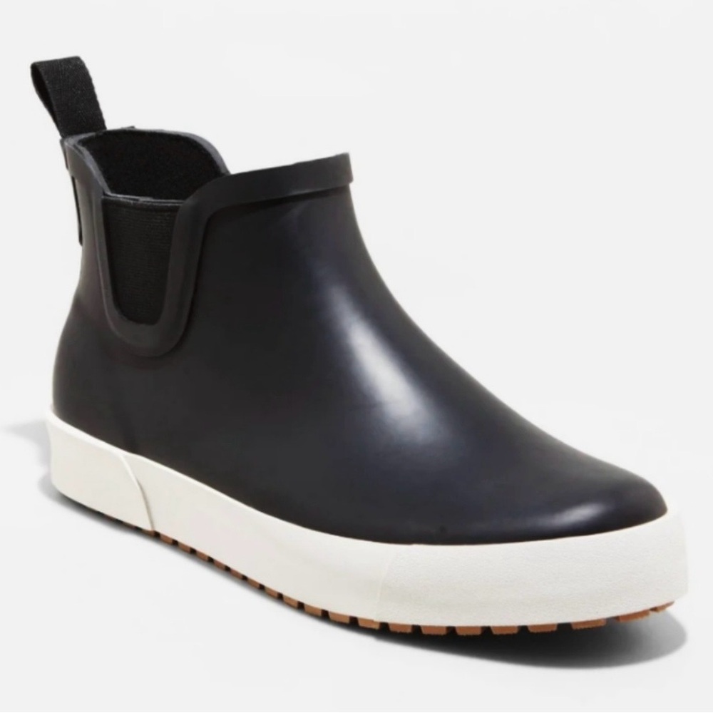 Universal Thread Shirley Rain Boots Black Waterproof Chelsea Size 8
